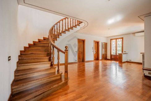 imm_44768-20250910134939-1280-