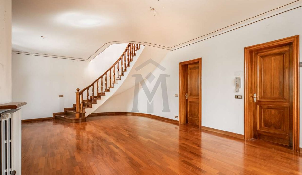 imm_44770-20250910134423-1280-