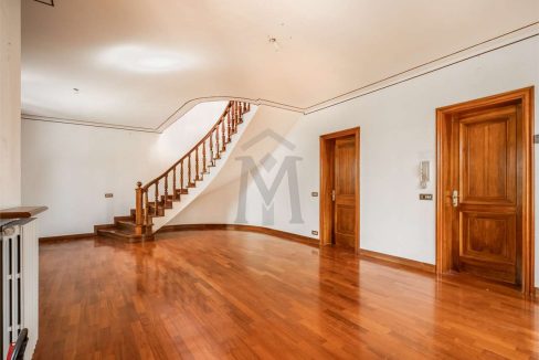 imm_44770-20250910134423-1280-