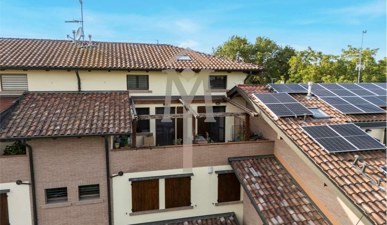 imm_44865-20250918183606-1280-