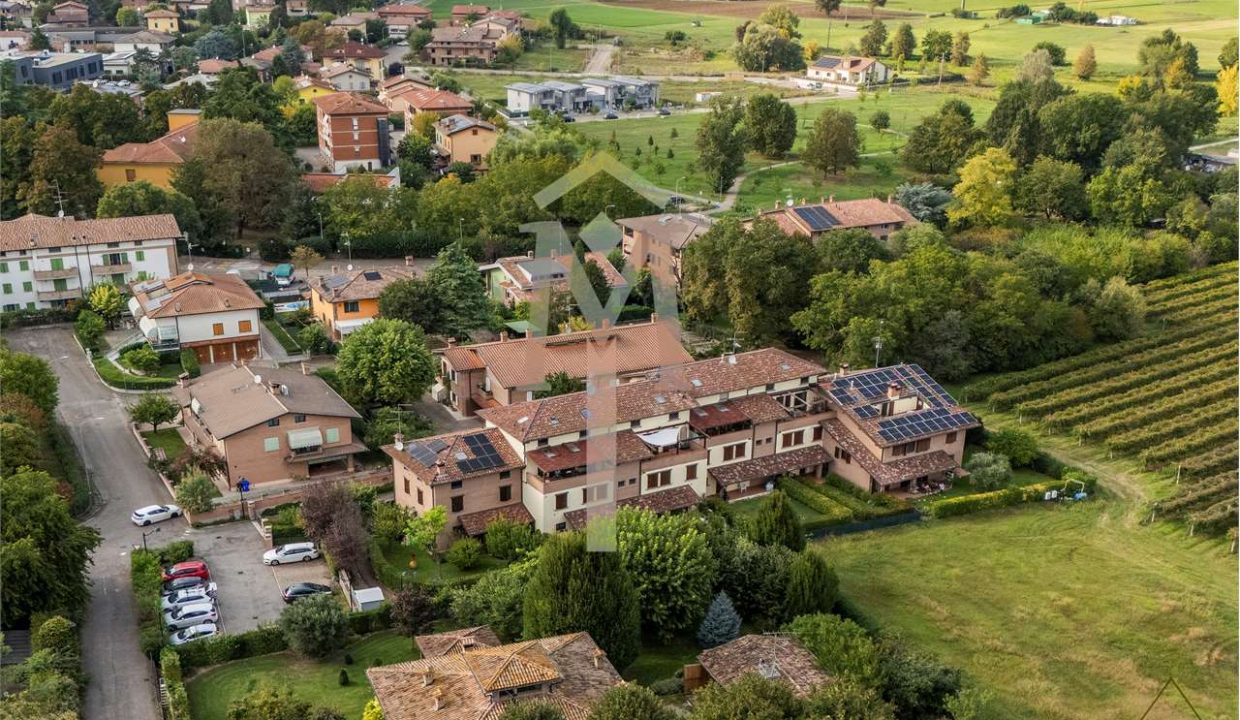 imm_44869-20250918184202-1280-