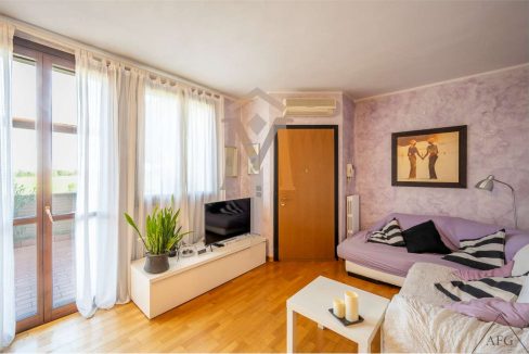 imm_44876-20250918183427-1280-