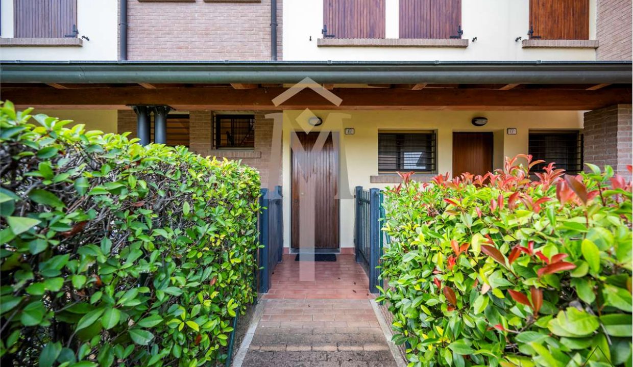 imm_44907-20250918184035-1280-