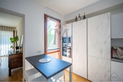 imm_44923-20250919152223-1280-