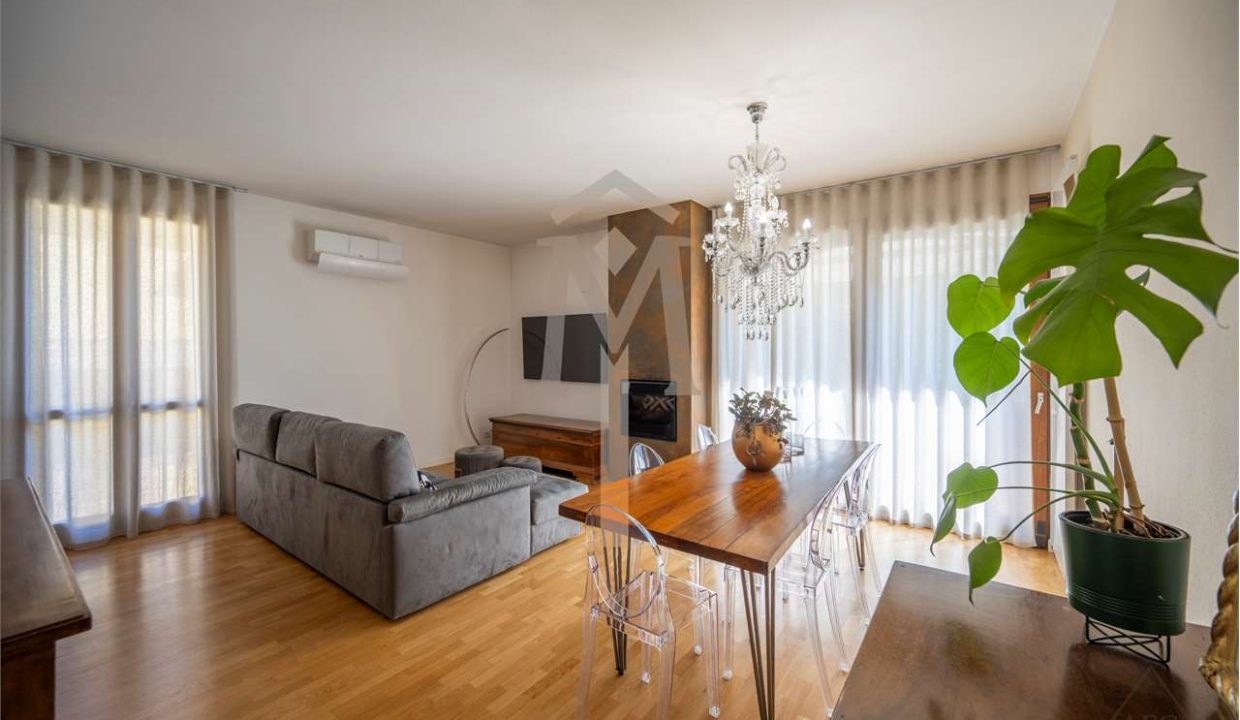 imm_44926-20250919152214-1280-