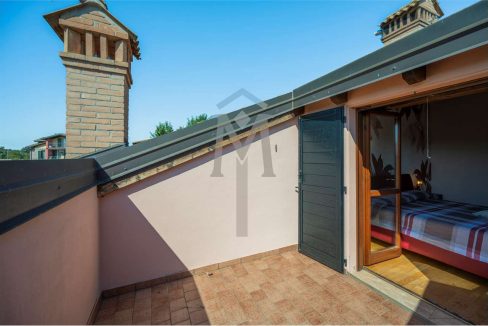 imm_44941-20250919152508-1280-