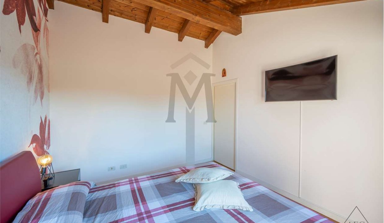 imm_44942-20250919152417-1280-