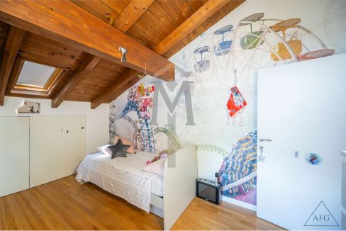 imm_44946-20250919152422-1280-