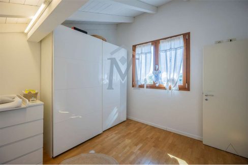 imm_44949-20250919152434-1280-