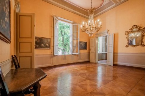 imm_44990-20250930121627-1280-