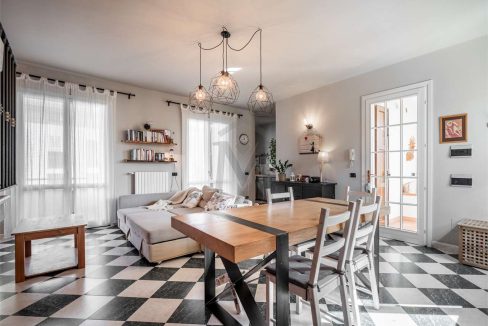 imm_45127-20250923172732-1280-