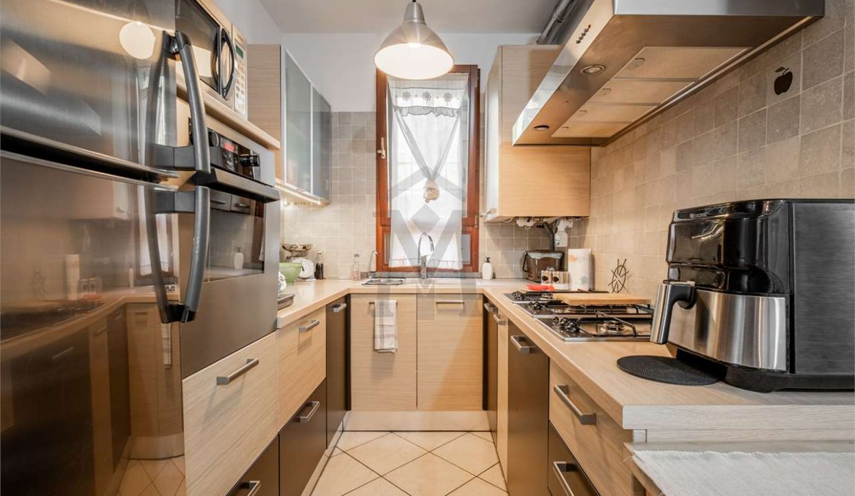 imm_45146-20250923180654-1280-