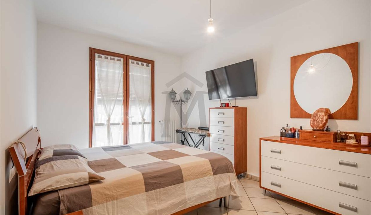 imm_45153-20250923180719-1280-