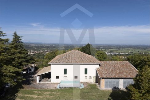 imm_45171-20251006172228-1280-