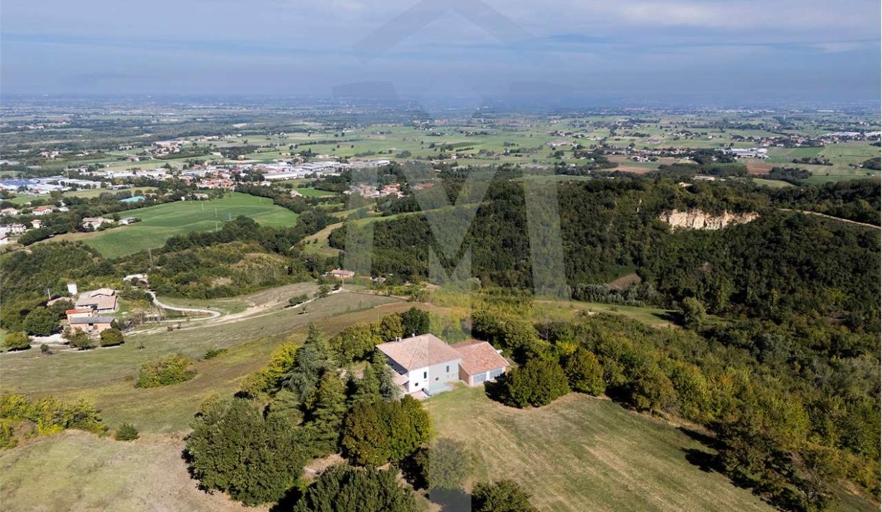 imm_45182-20251006172217-1280-