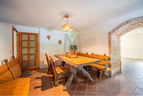 imm_45200-20250926174643-1280-