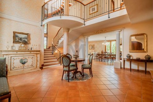 imm_45381-20250929175955-1280-