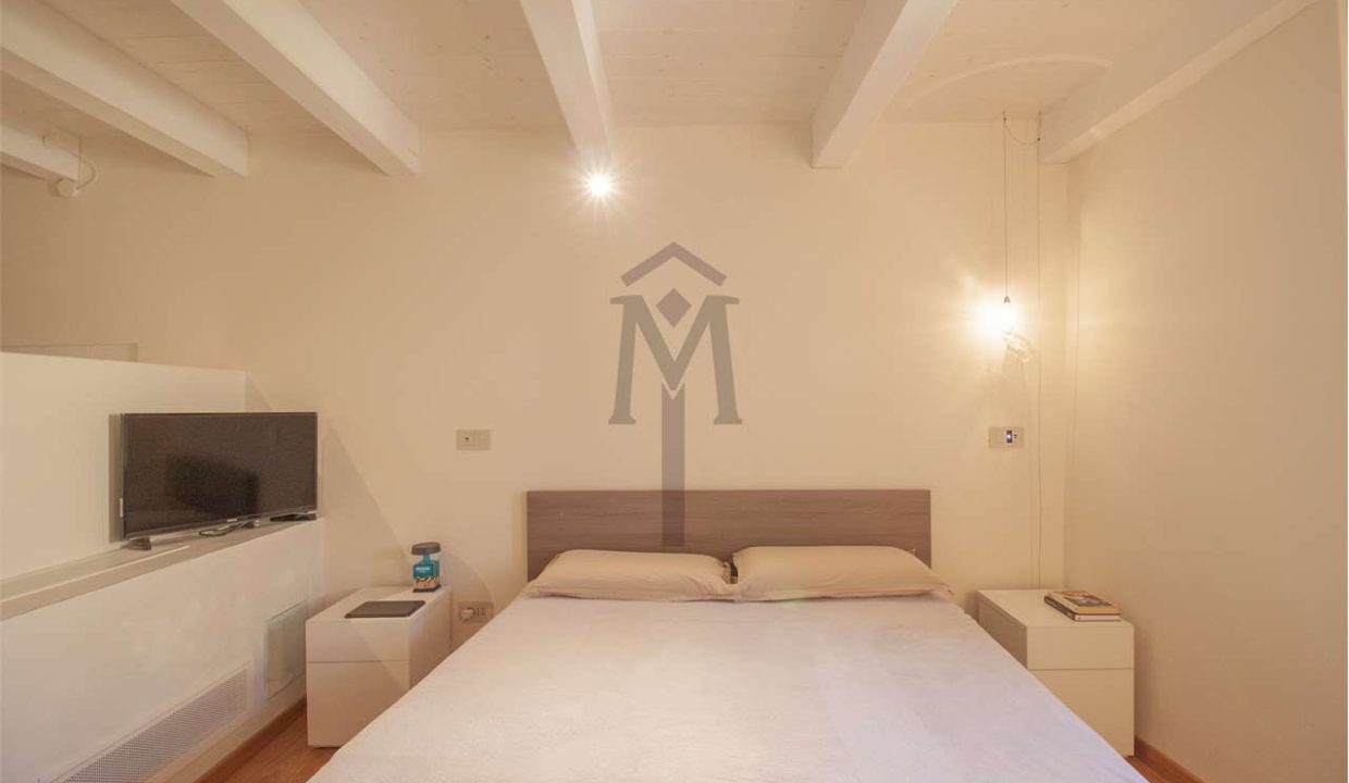 imm_45807-20251014113447-1280-