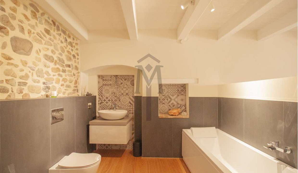 imm_45809-20251014113447-1280-