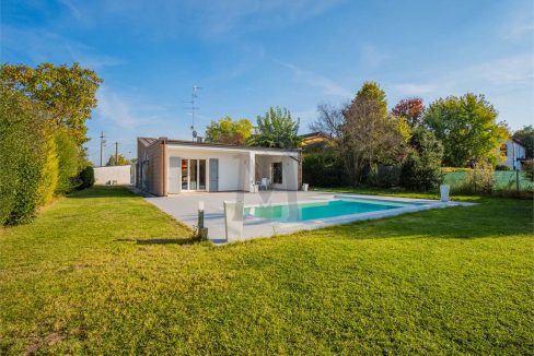 imm_45865-20251016105625-1280-