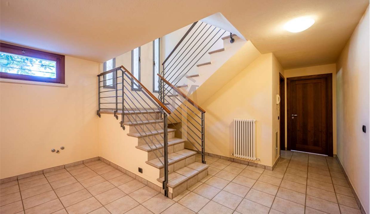 imm_46514-20251118162121-1280-