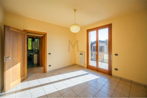 imm_46553-20251118155930-1280-