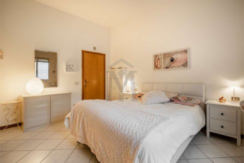 imm_46943-20251204162158-1280-