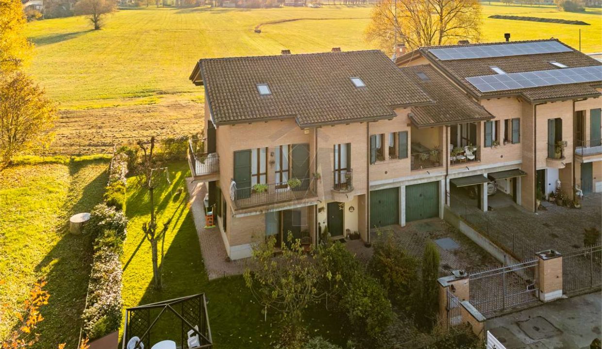 imm_46960-20251210174126-1280-