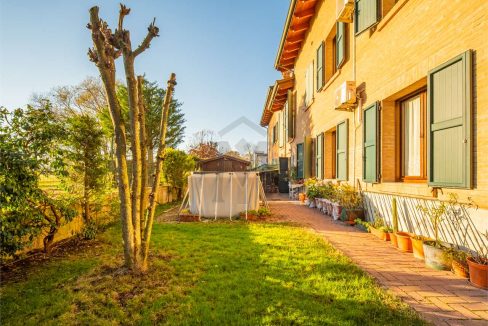 imm_46965-20251202184945-1280-