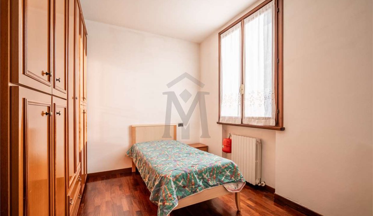 imm_46979-20251202184224-1280-