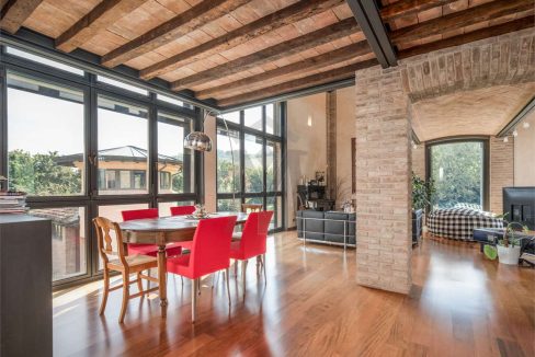 imm_35330-20251120160320-1280-