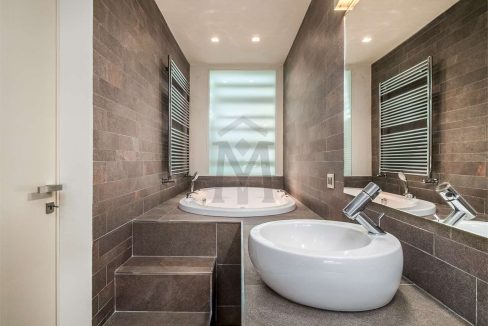 imm_37391-20240925155520-1280-