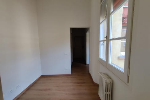 imm_41279-20250408115910-1020-