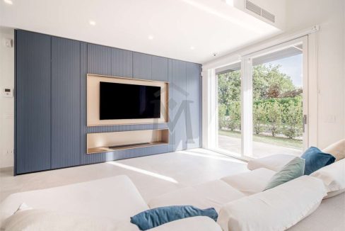 imm_44367-20250731161025-1280-