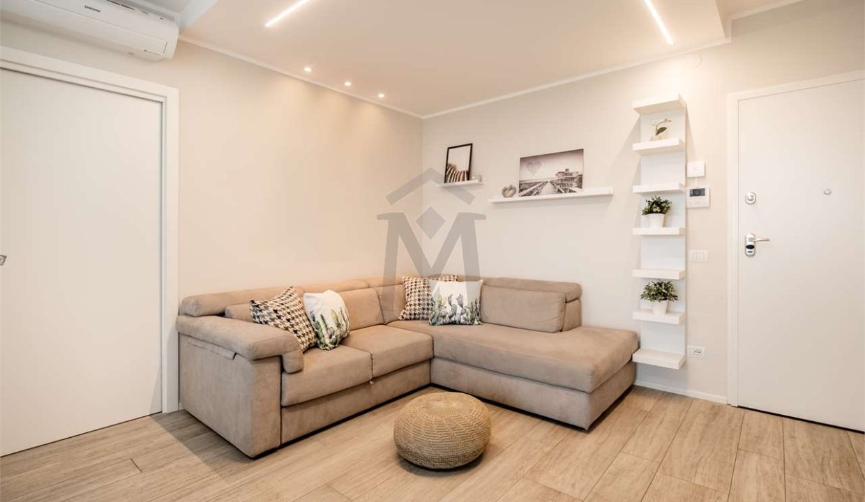 imm_44630-20250808122442-1280-