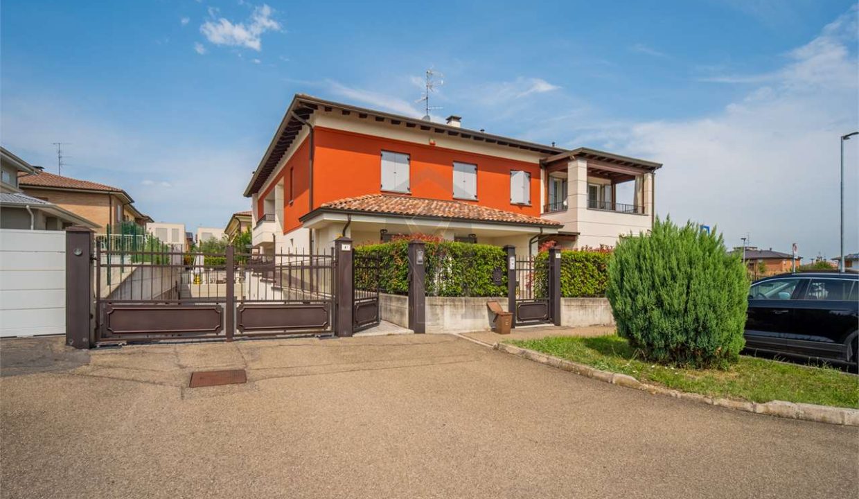 imm_44635-20250808122829-1280-