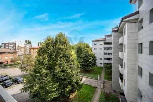 imm_44820-20250912101006-1280-