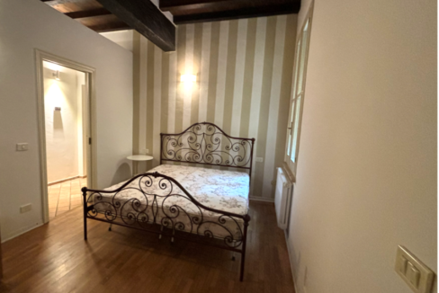 imm_45425-20251002111753-896-