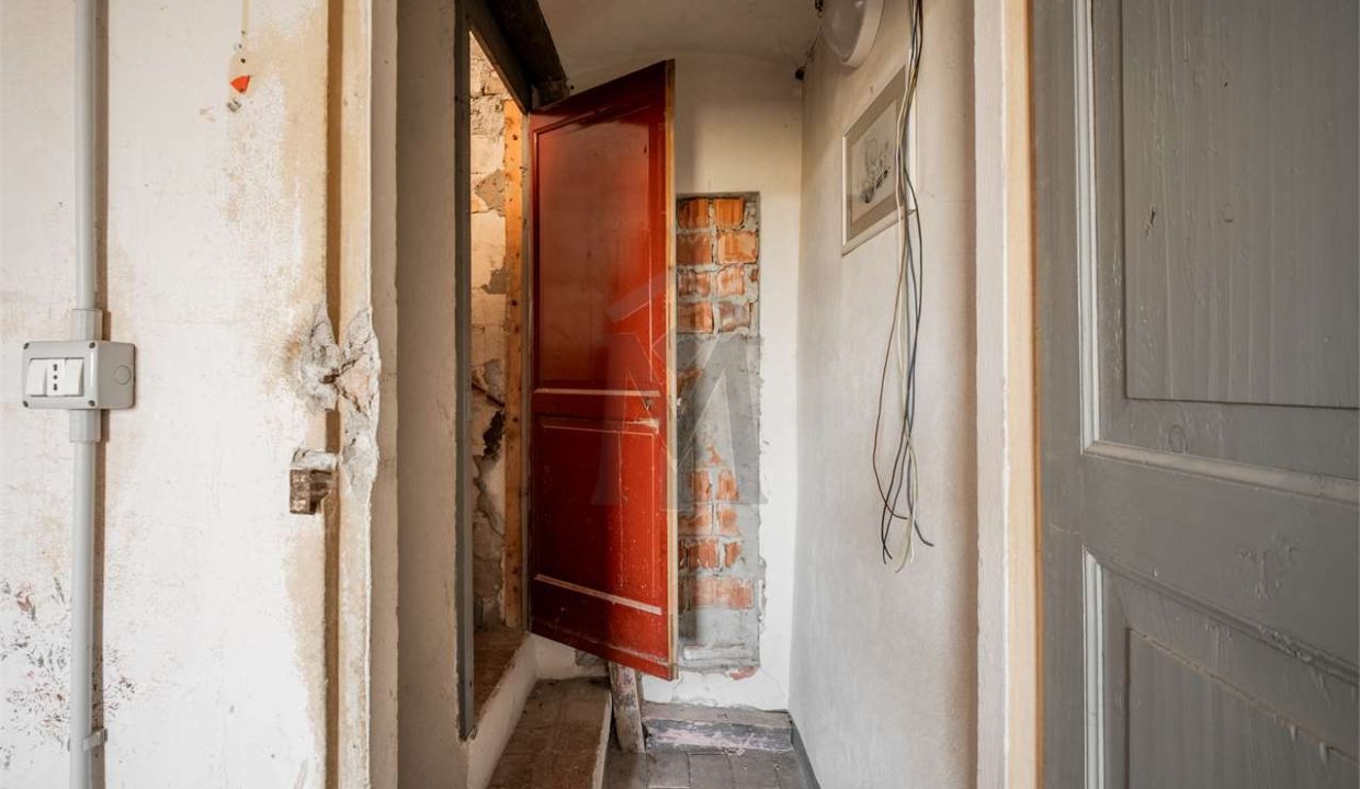 imm_46016-20251021170134-1280-