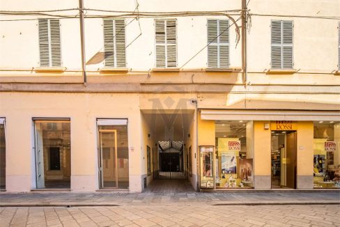 imm_46182-20251027185531-1280-