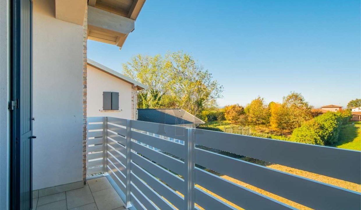 imm_46357-20251106174359-1280-