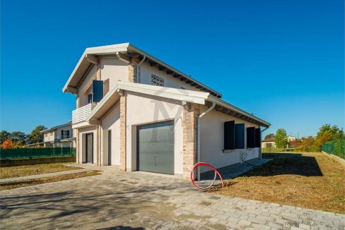 imm_46363-20251106174047-1280-