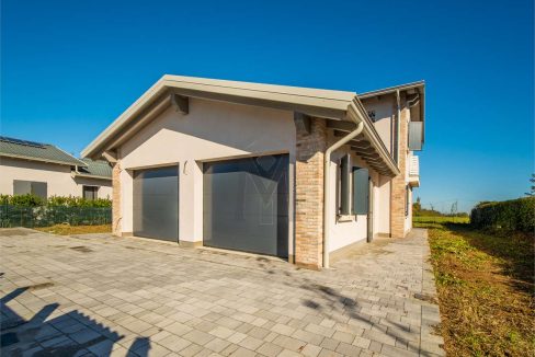 imm_46393-20251107110439-1280-