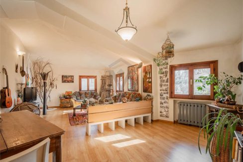 imm_46607-20251128122109-1280-