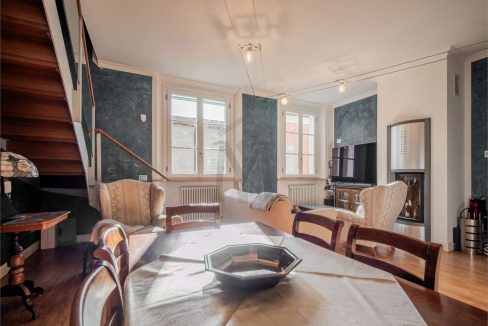 imm_46677-20251202103121-1280-