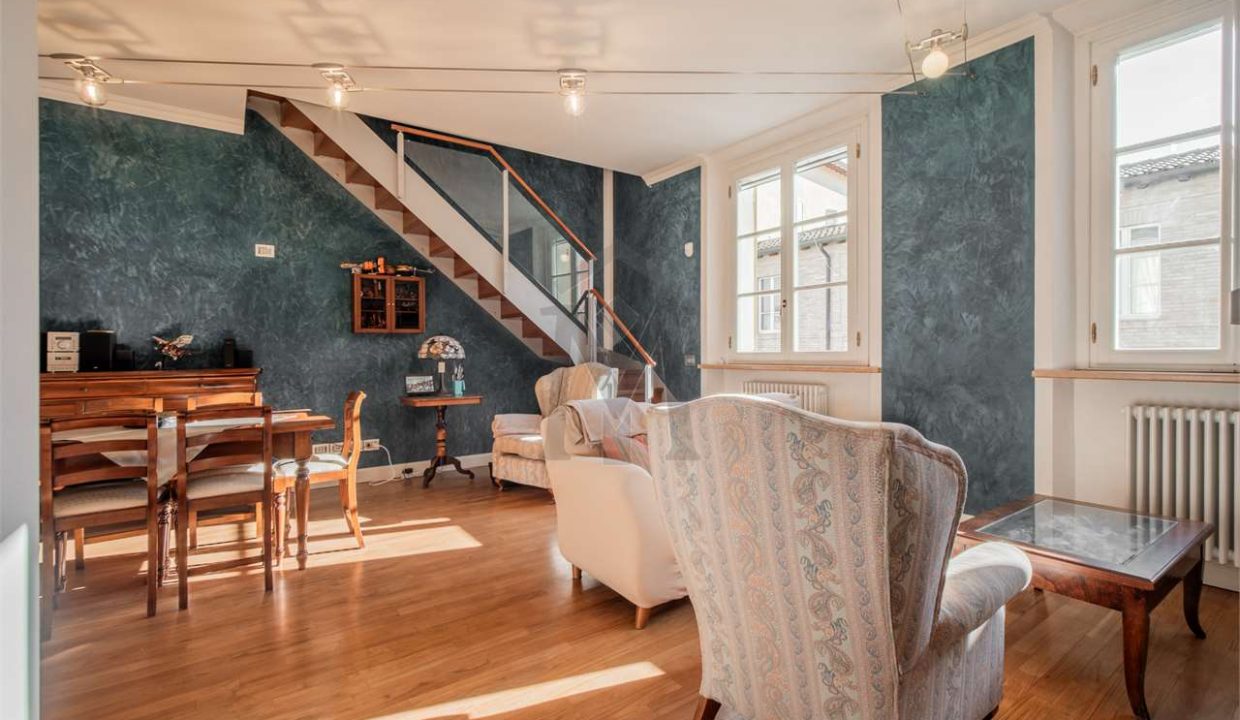 imm_46680-20251202103102-1280-