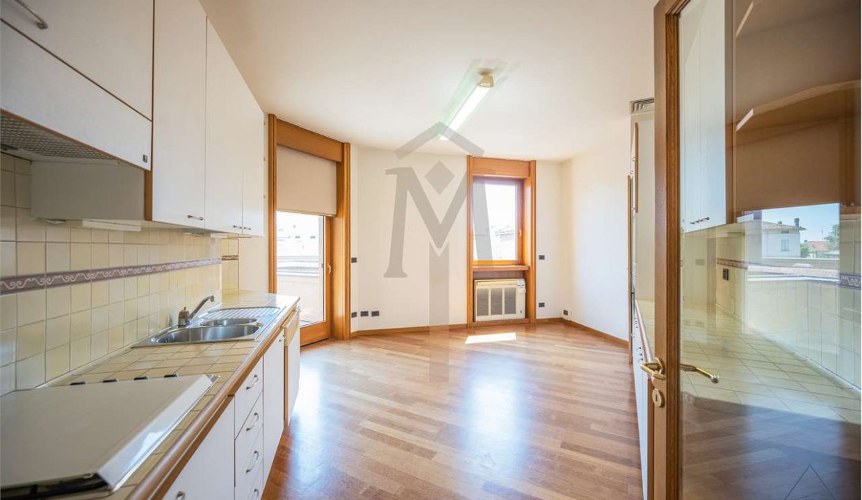 imm_23326-20220606121321-1280-