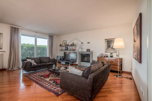 imm_40775-20250313160321-1280-