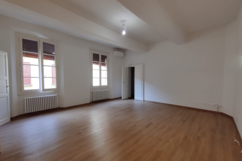 imm_41283-20250408115808-1018-