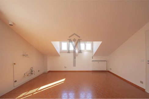 imm_41389-20251112173933-1280-